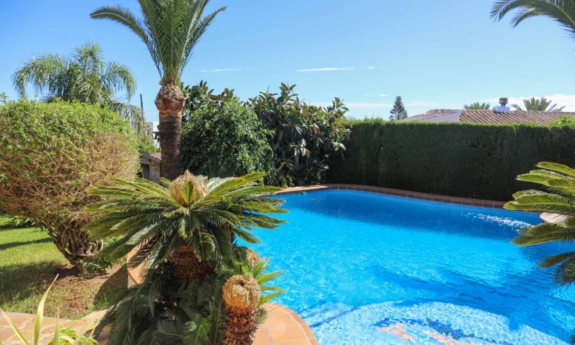 Segunda mano - Villa -
Jávea - Costa Blanca