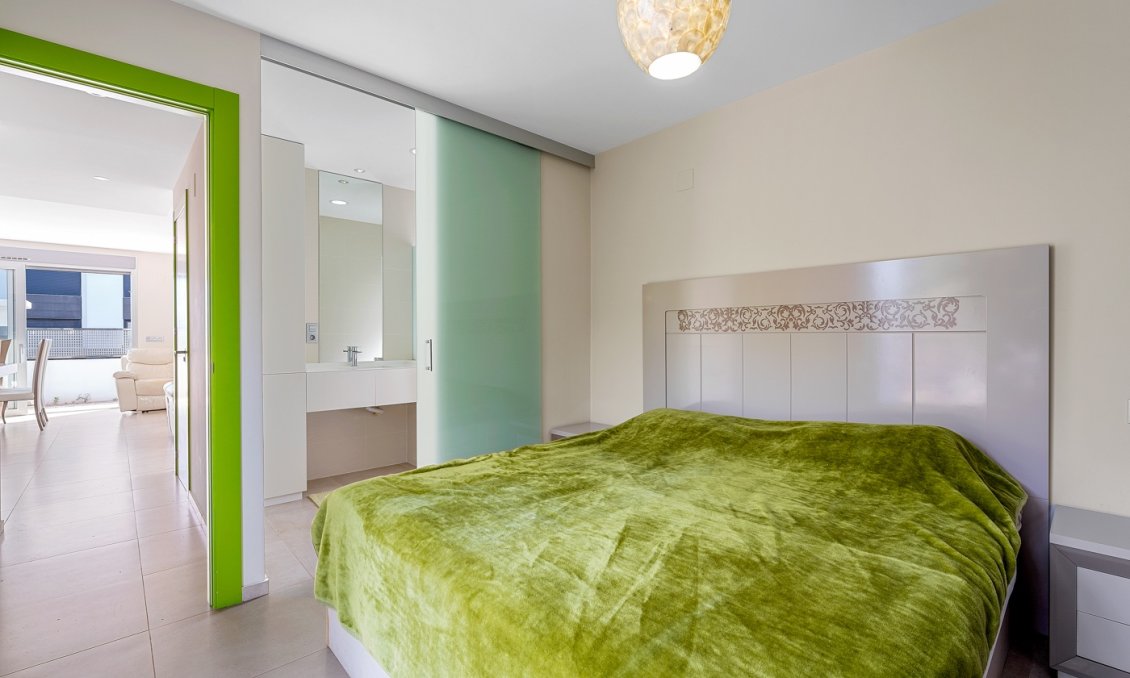 Segunda mano - Villa -
Ciudad Quesada - Costa Blanca