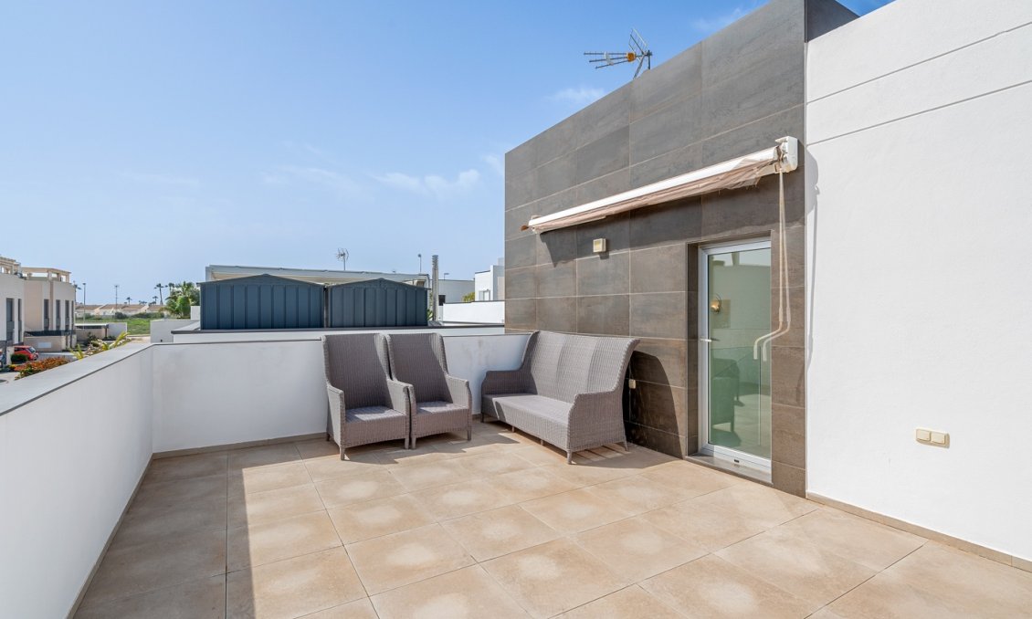 Segunda mano - Villa -
Ciudad Quesada - Costa Blanca