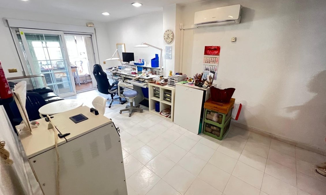 Revente - Appartement -
Torrevieja