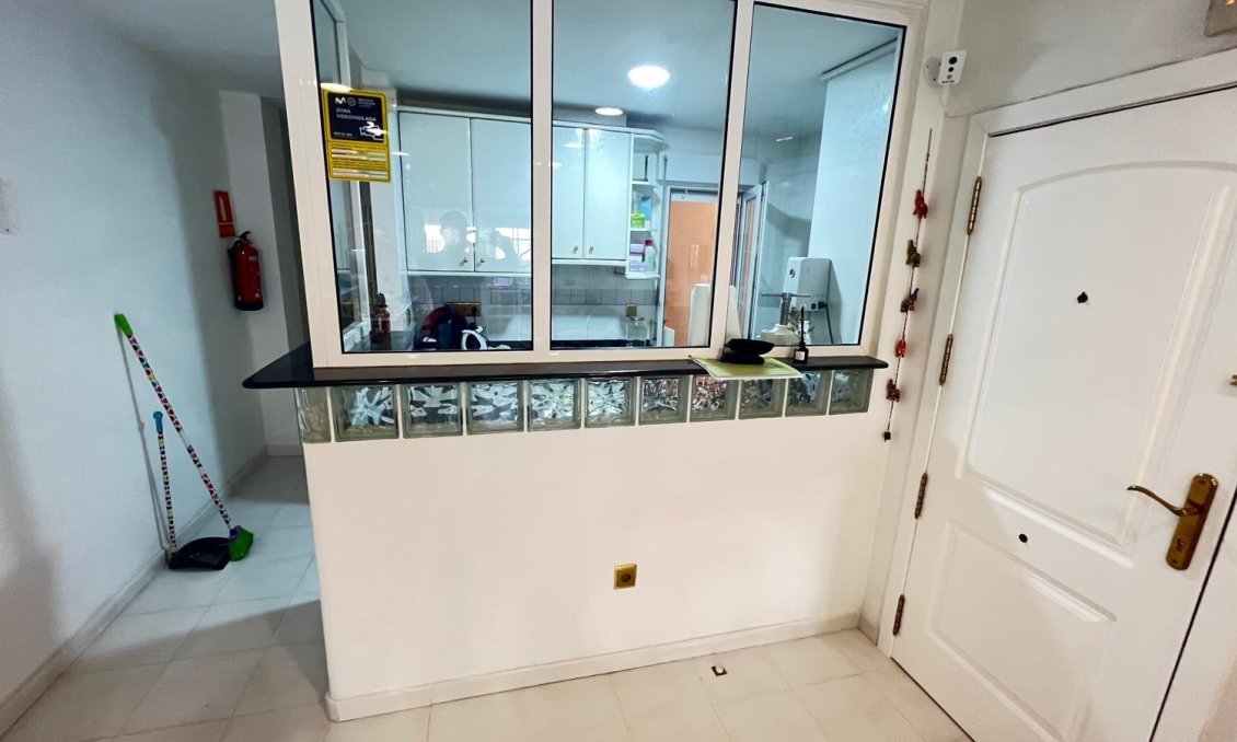 Revente - Appartement -
Torrevieja