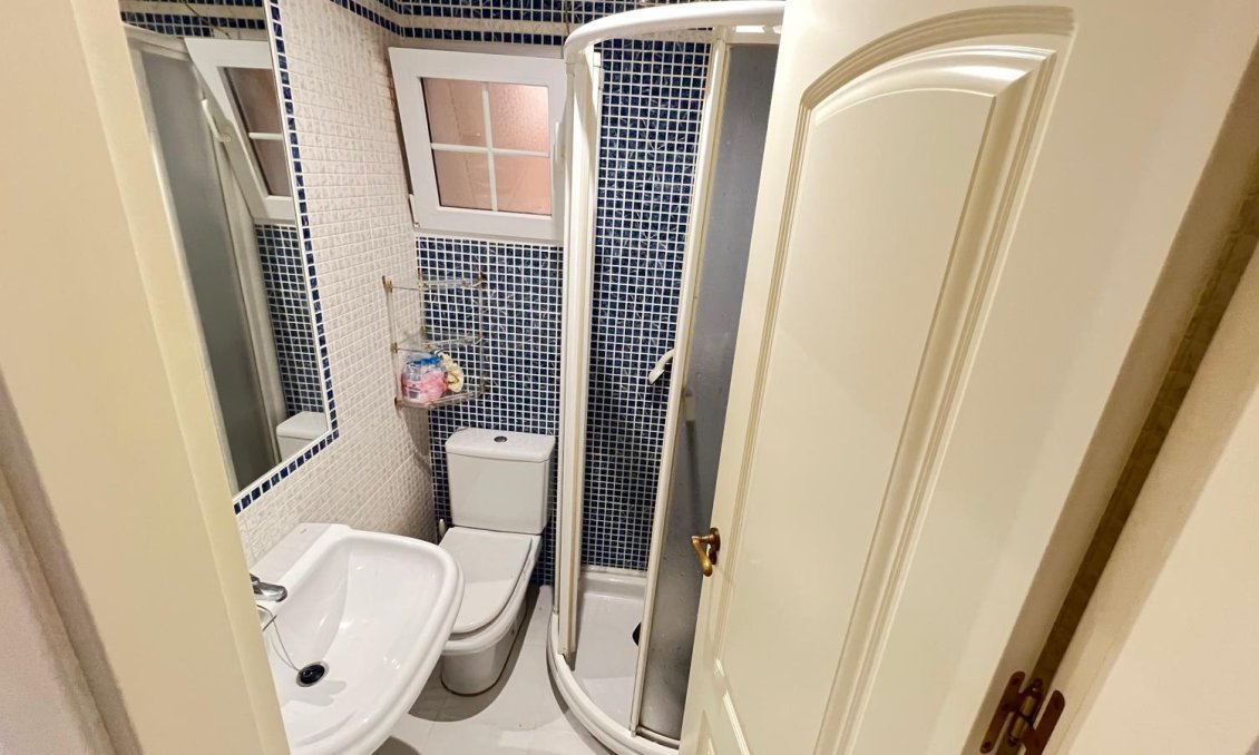 Revente - Appartement -
Torrevieja