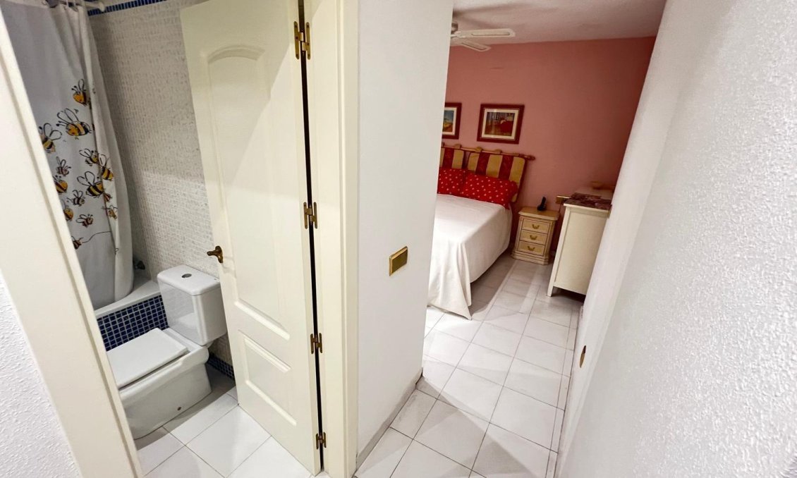 Revente - Appartement -
Torrevieja