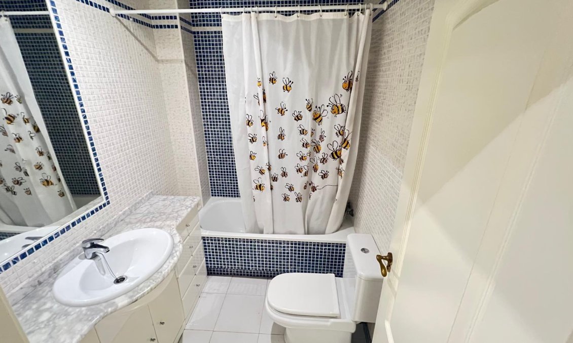 Revente - Appartement -
Torrevieja