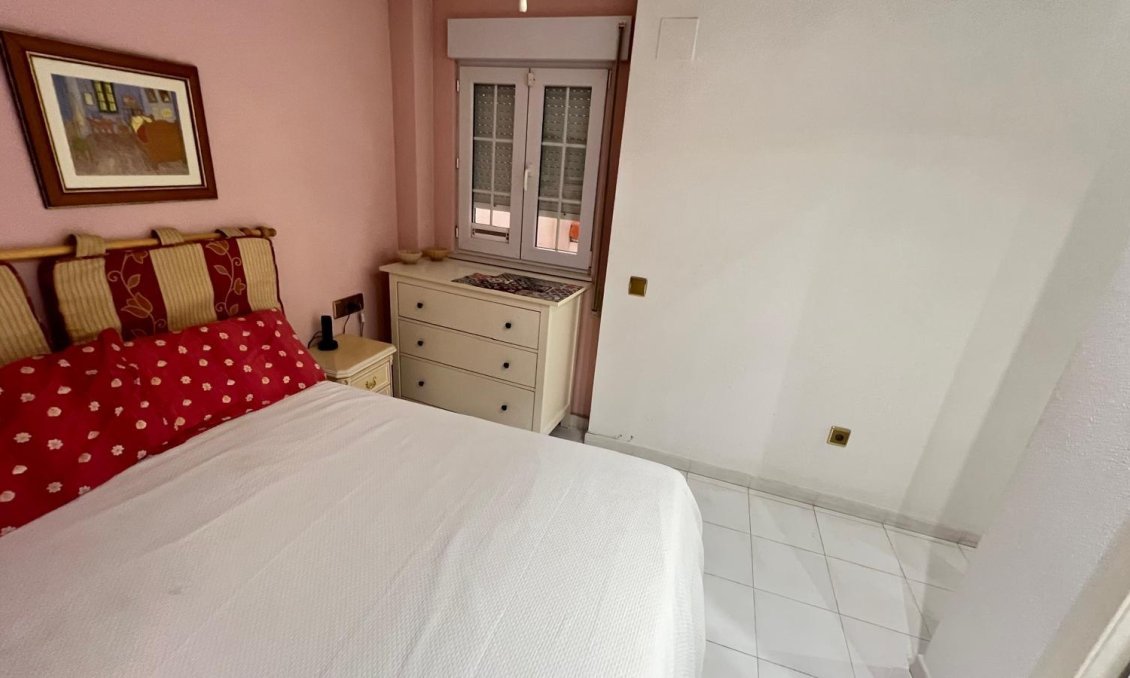 Revente - Appartement -
Torrevieja