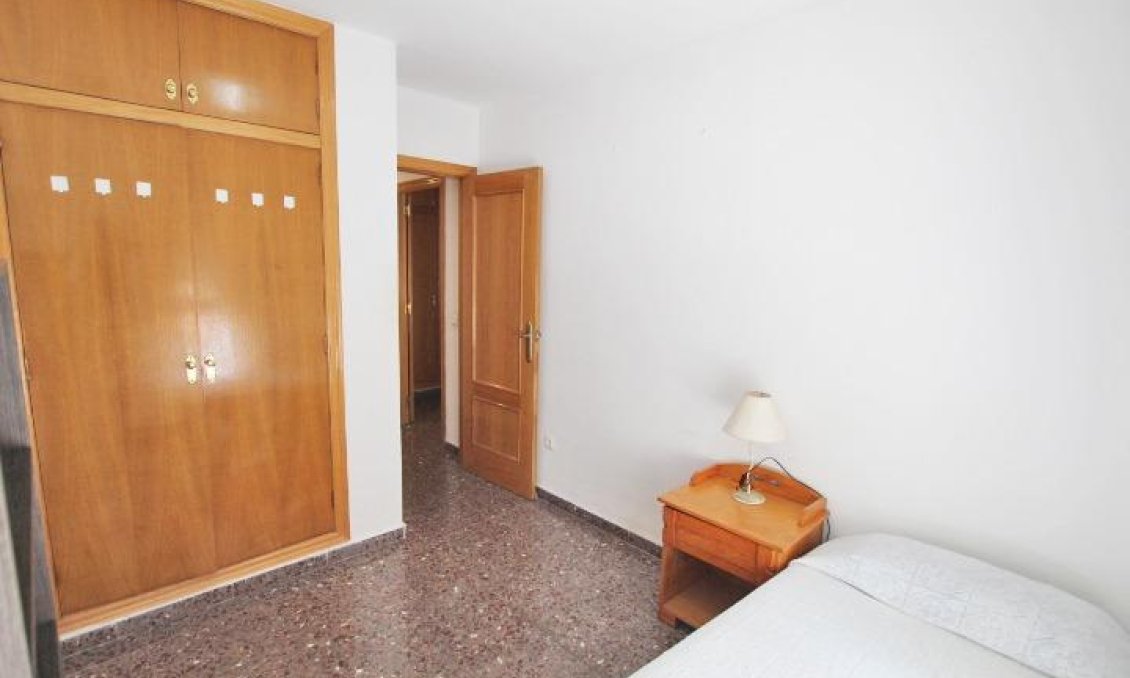 Revânzare - Apartament -
Alicante - Nuevo San Blas