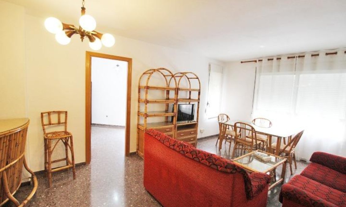 Revânzare - Apartament -
Alicante - Nuevo San Blas