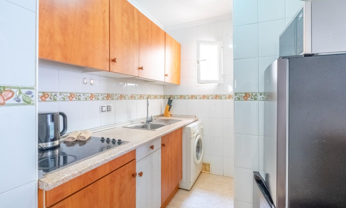 Használt Ingatlanok - Apartman -
Torrevieja - Playa del Cura