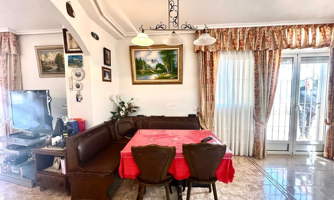 Használt Ingatlanok - Apartman -
Torrevieja - Playa del Cura