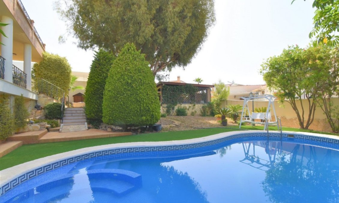 Segunda mano - Villa -
Ciudad Quesada - Costa Blanca