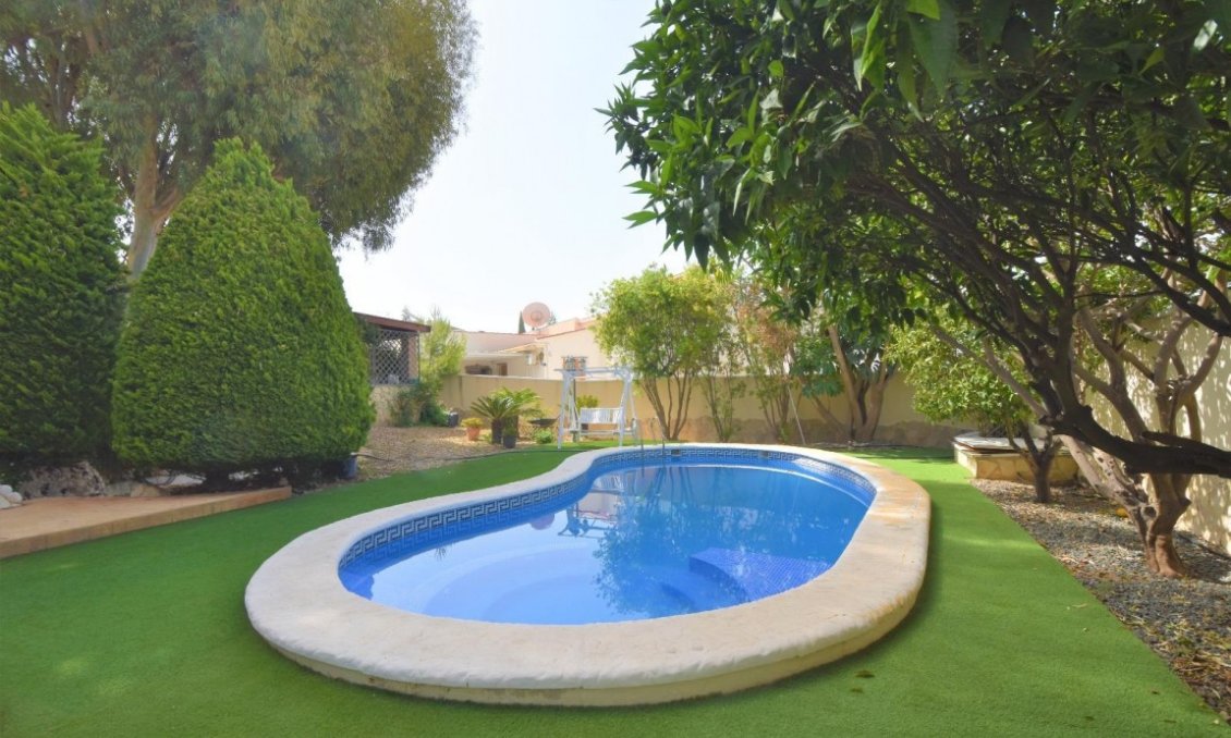 Segunda mano - Villa -
Ciudad Quesada - Costa Blanca