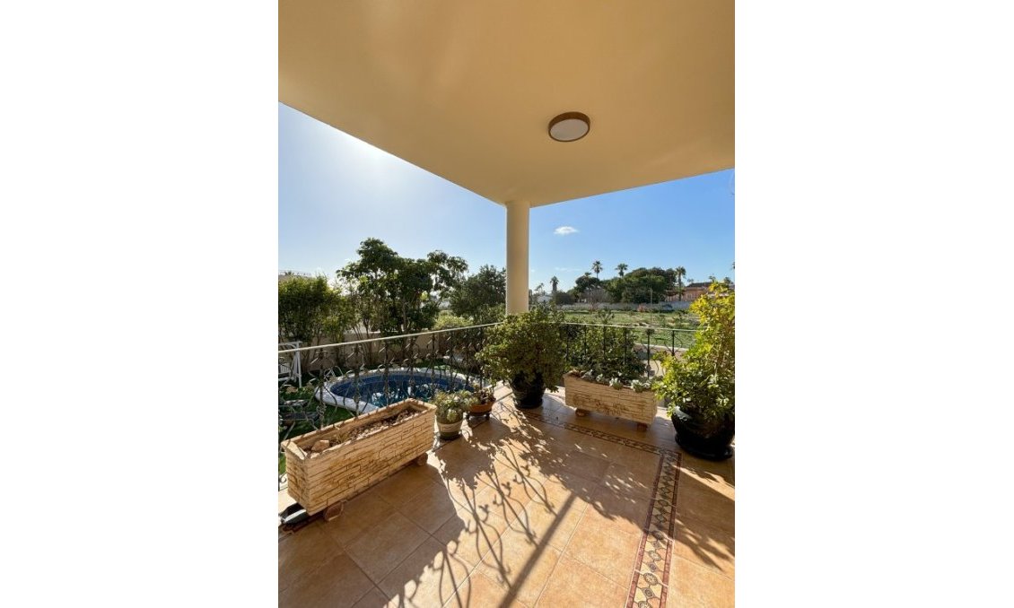 Segunda mano - Villa -
Ciudad Quesada - Costa Blanca