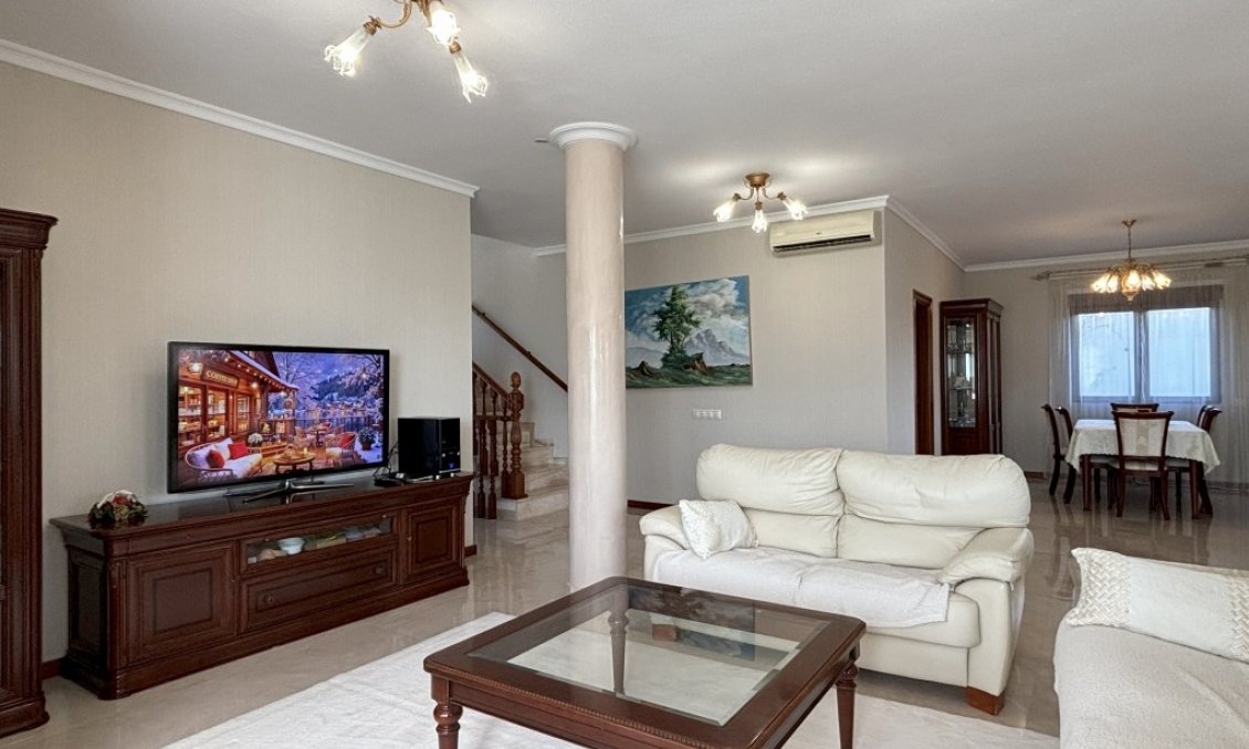 Segunda mano - Villa -
Ciudad Quesada - Costa Blanca