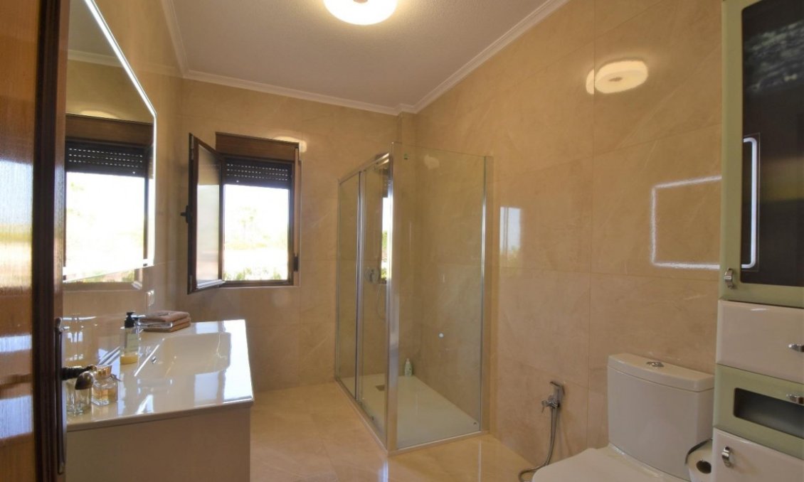 Segunda mano - Villa -
Ciudad Quesada - Costa Blanca