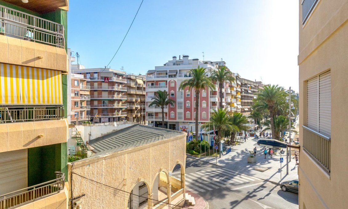 Használt Ingatlanok - Apartman -
Torrevieja - Playa del Cura