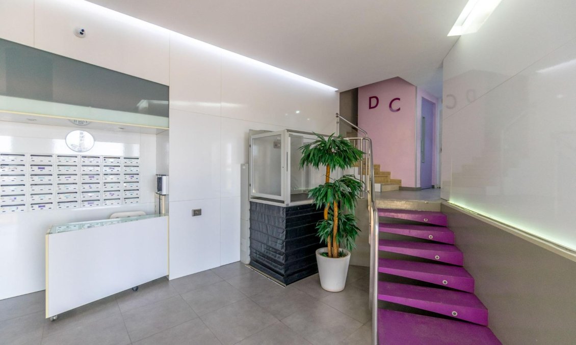 Használt Ingatlanok - Apartman -
Torrevieja - Playa del Cura