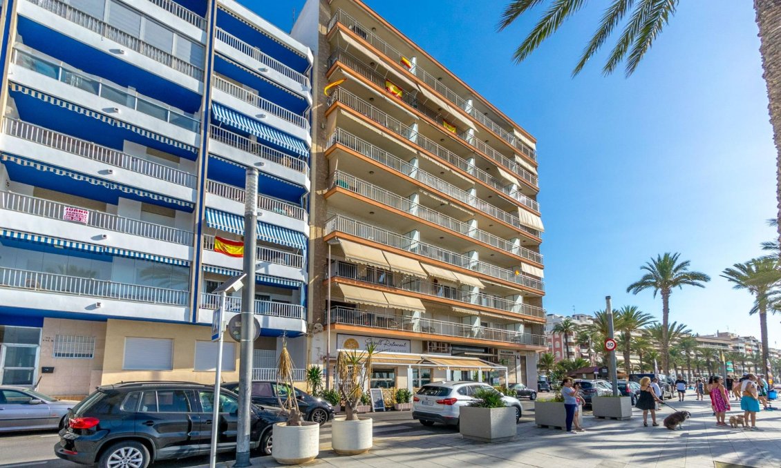 Használt Ingatlanok - Apartman -
Torrevieja - Playa del Cura