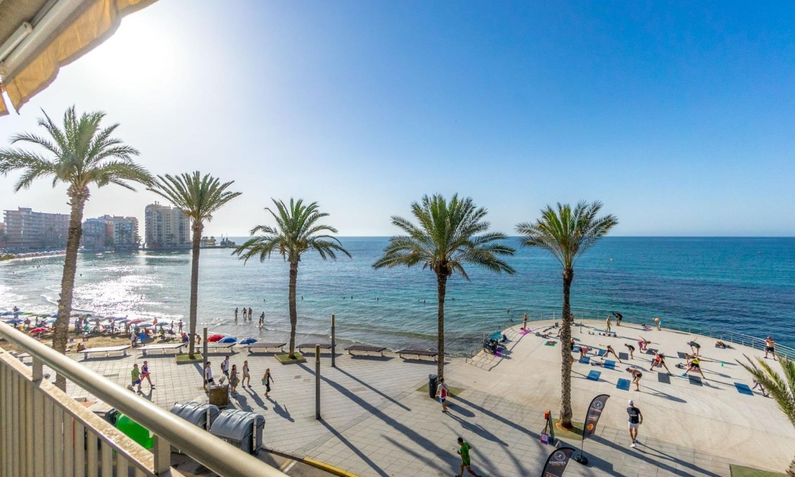 Használt Ingatlanok - Apartman -
Torrevieja - Playa del Cura