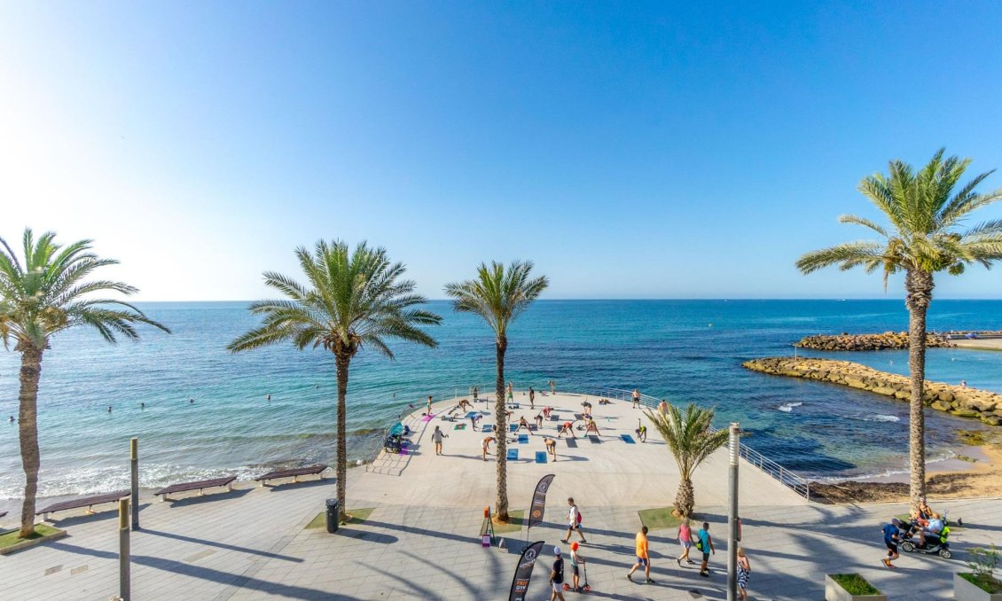 Használt Ingatlanok - Apartman -
Torrevieja - Playa del Cura