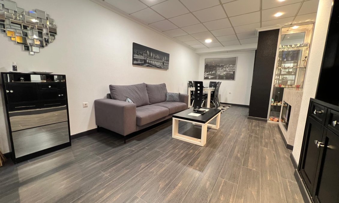 Segunda mano - Apartamento -
Torrevieja - Playa del Cura
