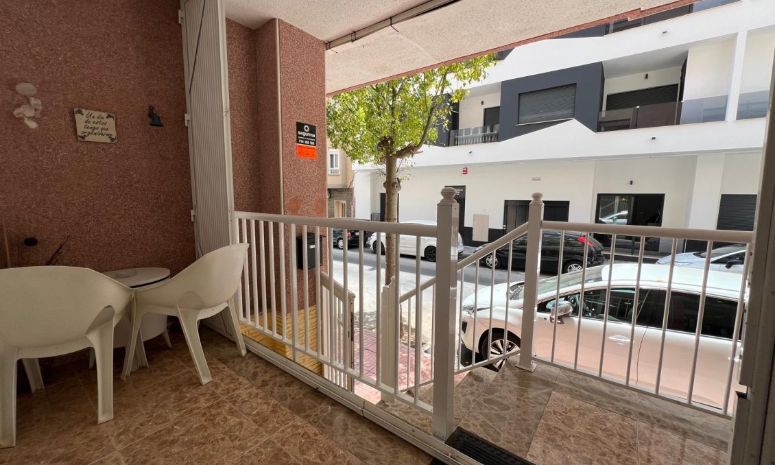 Segunda mano - Apartamento -
Torrevieja - Playa del Cura