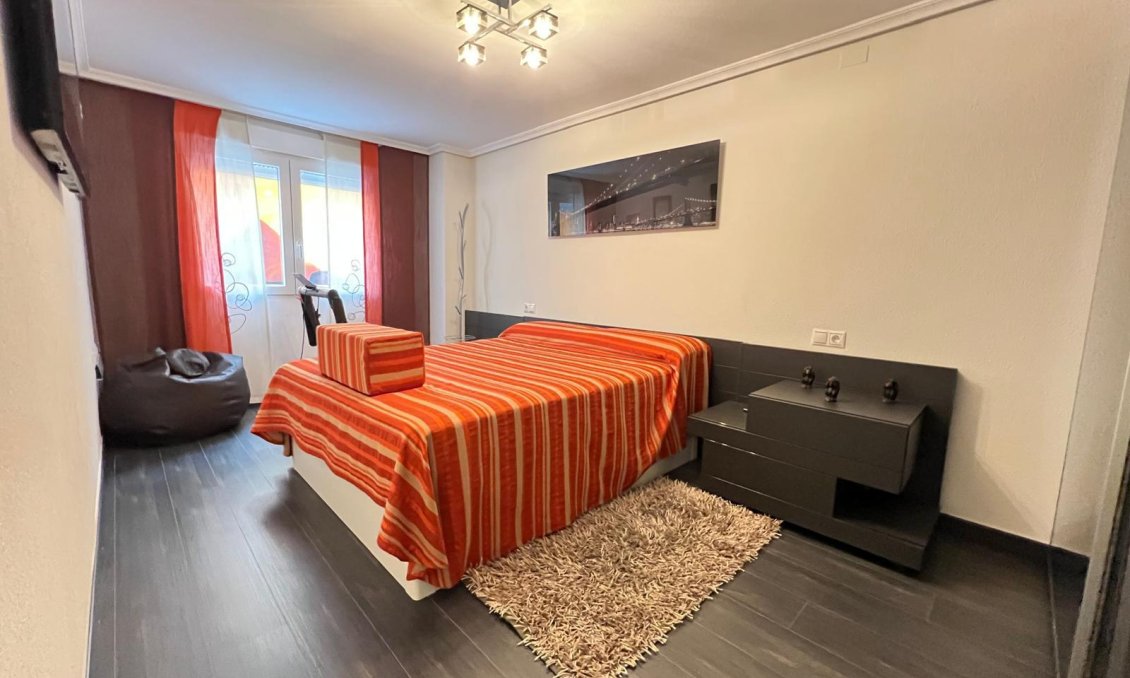 Segunda mano - Apartamento -
Torrevieja - Playa del Cura