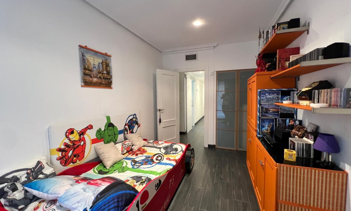 Segunda mano - Apartamento -
Torrevieja - Playa del Cura