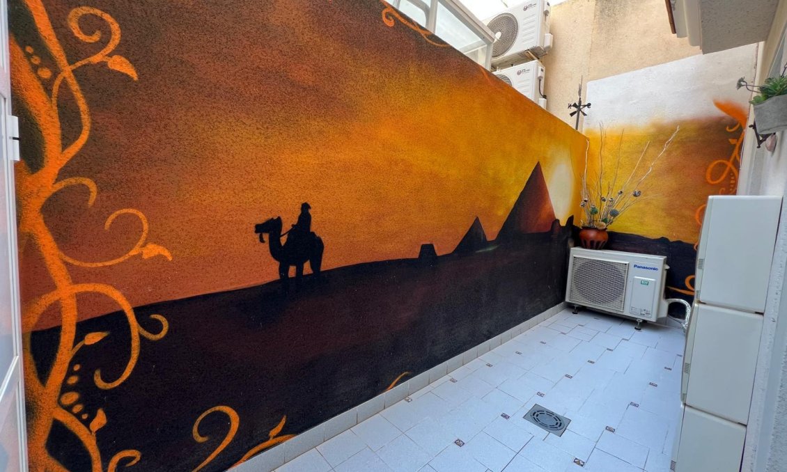 Segunda mano - Apartamento -
Torrevieja - Playa del Cura