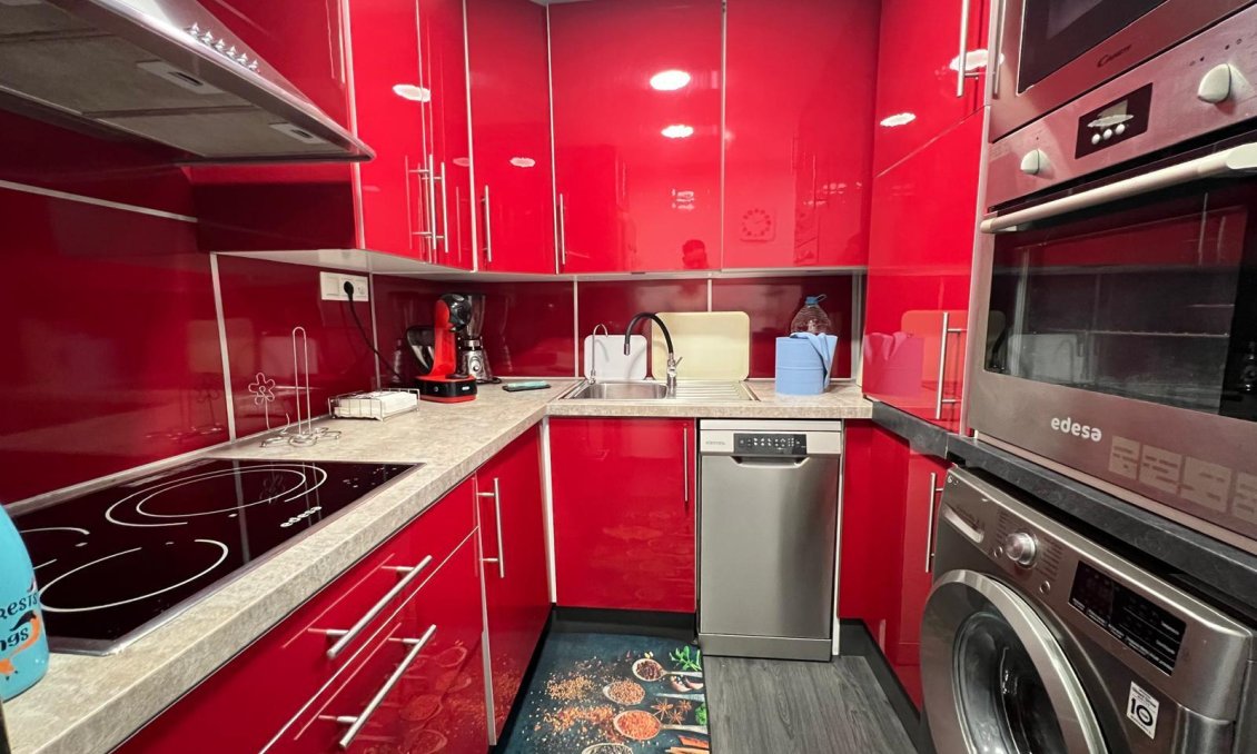 Segunda mano - Apartamento -
Torrevieja - Playa del Cura