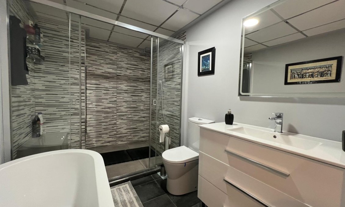 Segunda mano - Apartamento -
Torrevieja - Playa del Cura