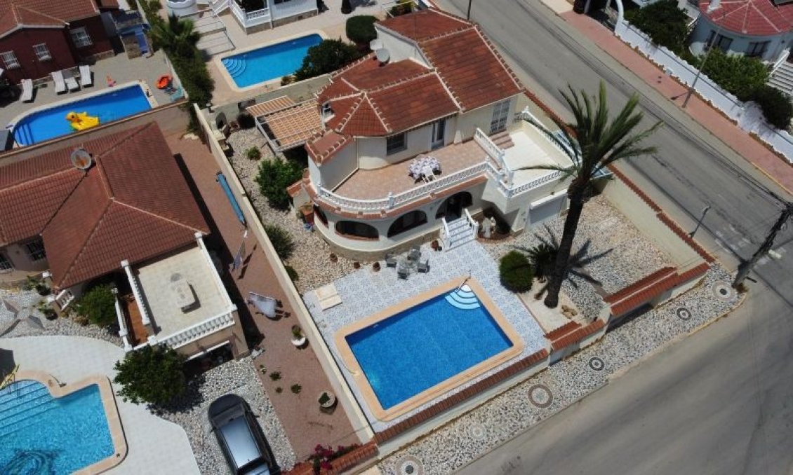 Segunda mano - Villa -
Ciudad Quesada - Costa Blanca