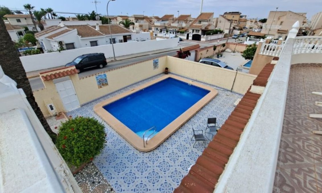 Segunda mano - Villa -
Ciudad Quesada - Costa Blanca