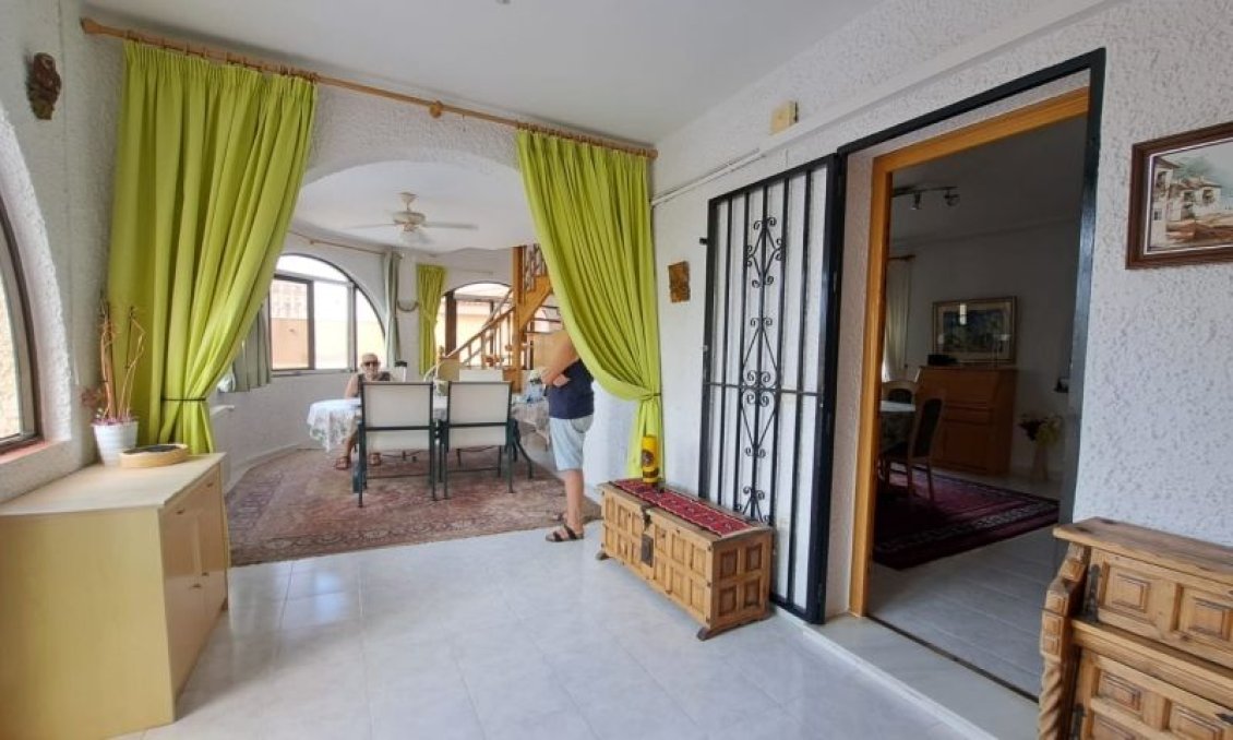 Segunda mano - Villa -
Ciudad Quesada - Costa Blanca