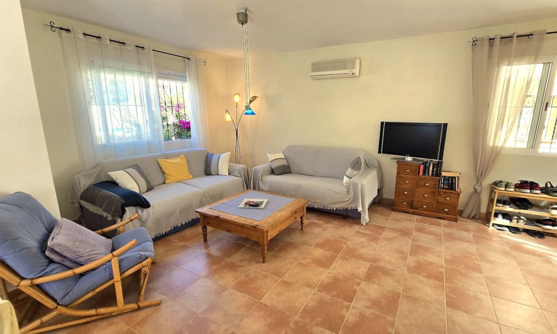Wiederverkauf - Villa -
Orihuela Costa - Costa Blanca