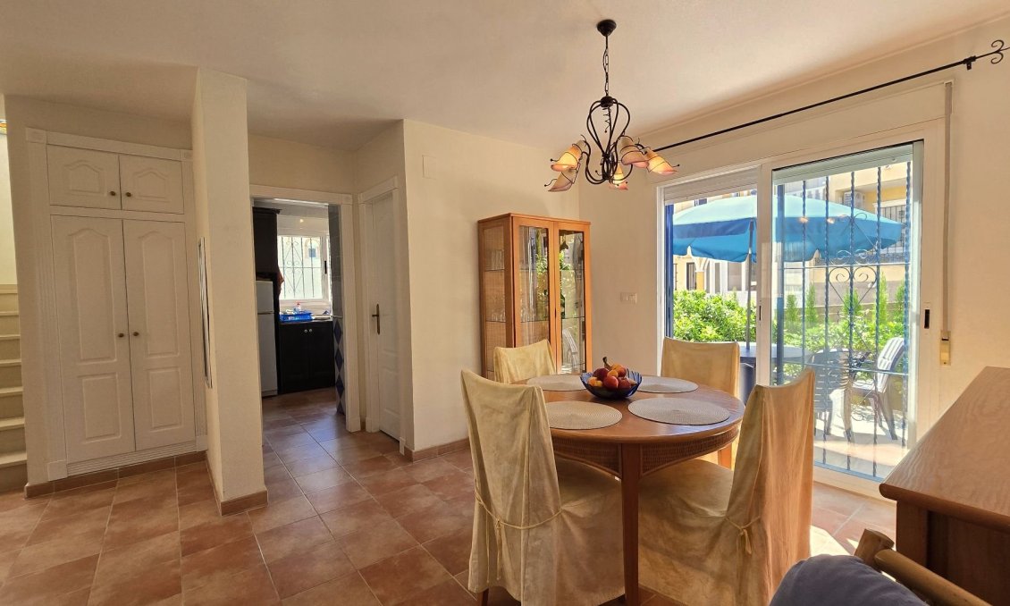 Wiederverkauf - Villa -
Orihuela Costa - Costa Blanca