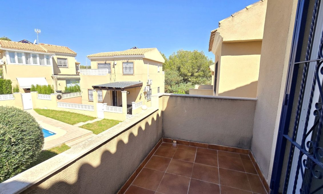 Wiederverkauf - Villa -
Orihuela Costa - Costa Blanca