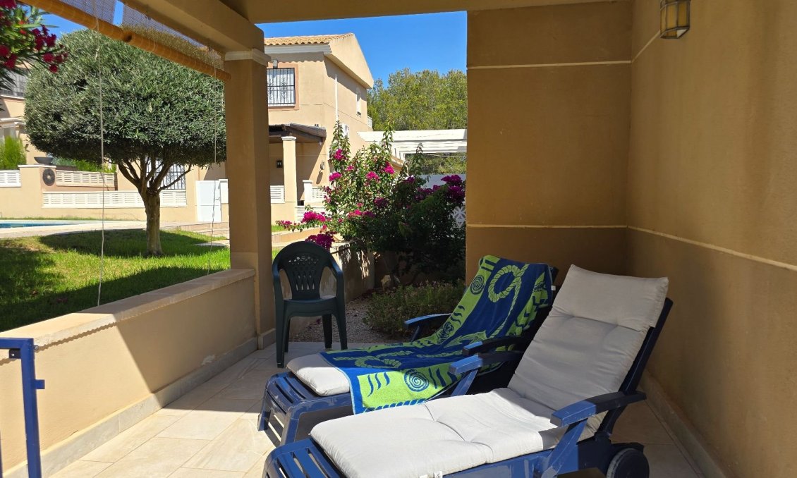 Wiederverkauf - Villa -
Orihuela Costa - Costa Blanca