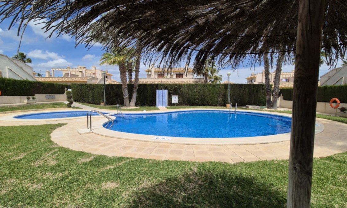 Segunda mano - Semi Detached -
Orihuela - Inland