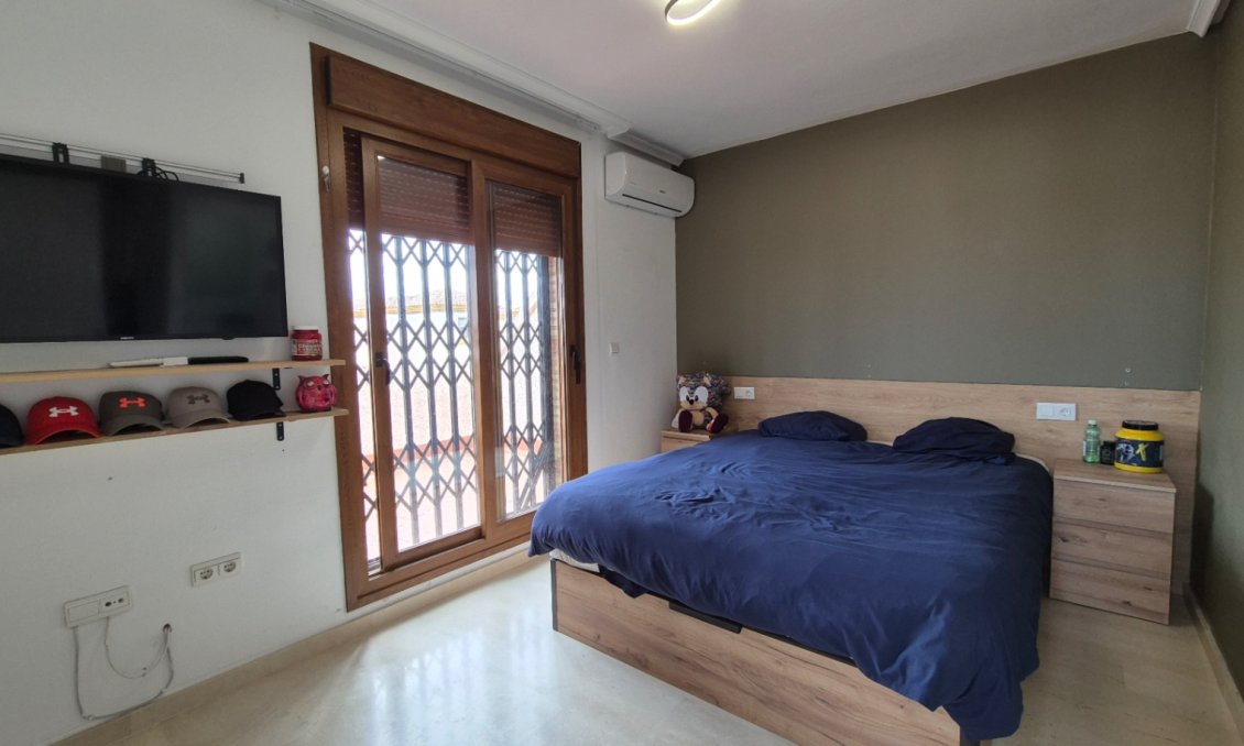 Segunda mano - Semi Detached -
Orihuela - Inland