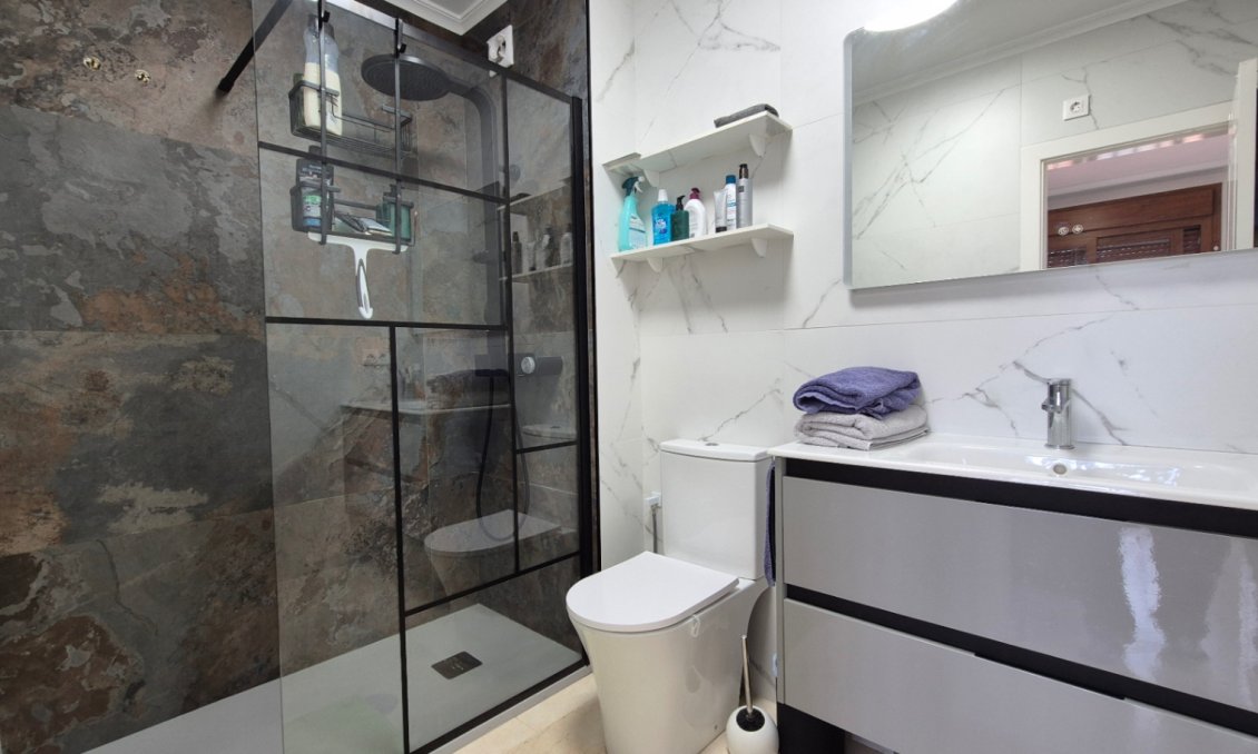 Segunda mano - Semi Detached -
Orihuela - Inland