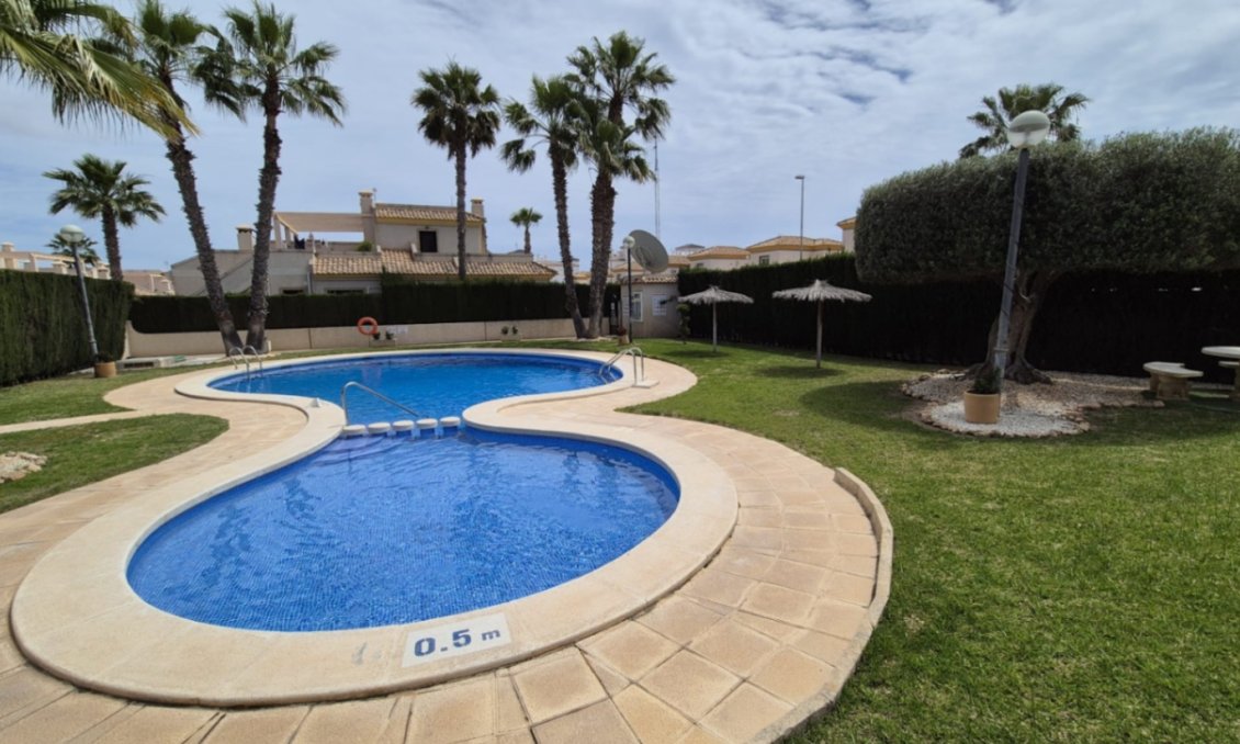 Segunda mano - Semi Detached -
Orihuela - Inland