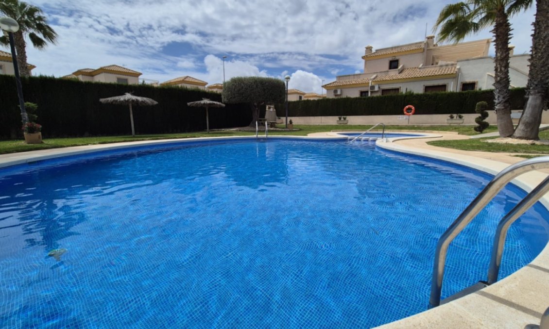 Segunda mano - Semi Detached -
Orihuela - Inland