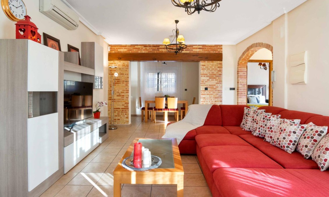 Segunda mano - Villa -
Orihuela Costa - La Florida