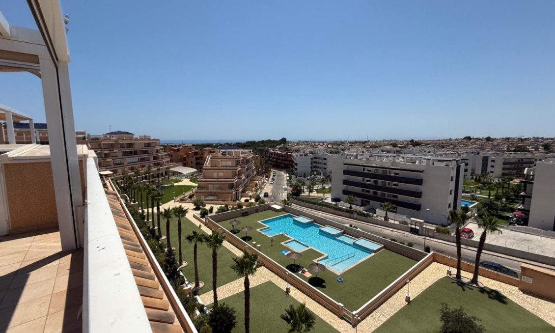 Segunda mano - Ático -
Orihuela - Inland