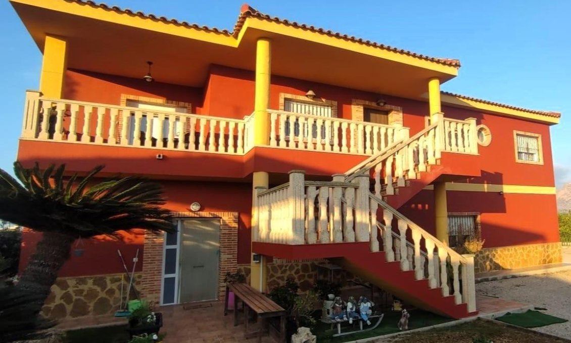 Segunda mano - Villa -
Orihuela - Desamparados-hurchillo-torremendo