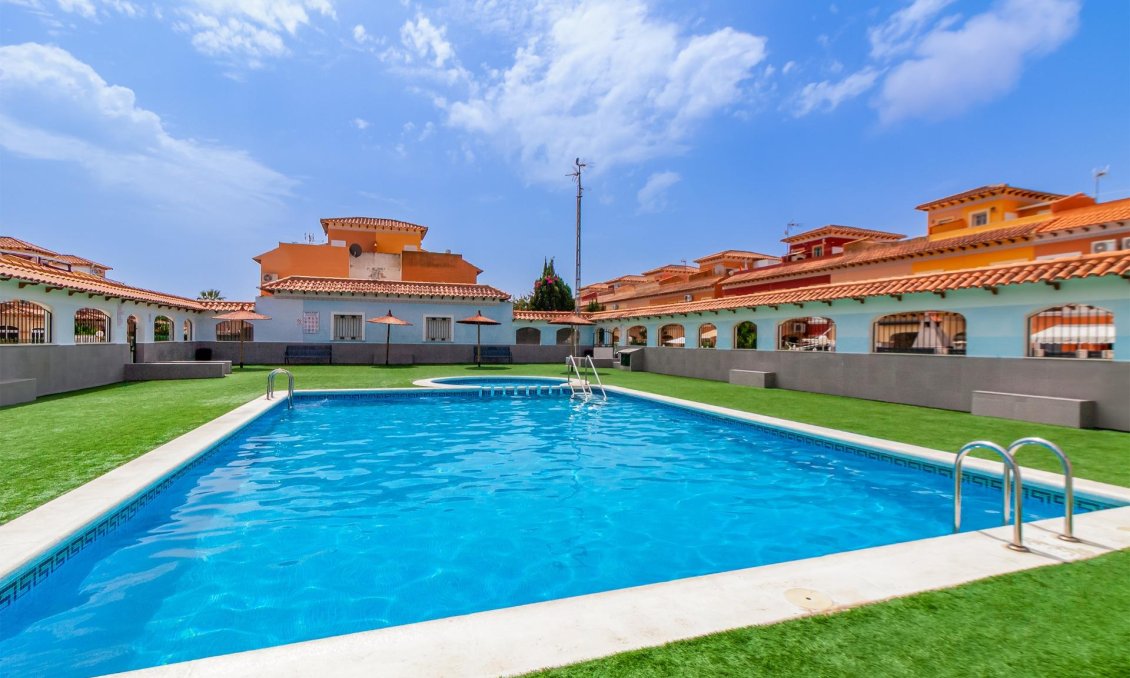 Segunda mano - Town House -
Torrevieja - Torretas