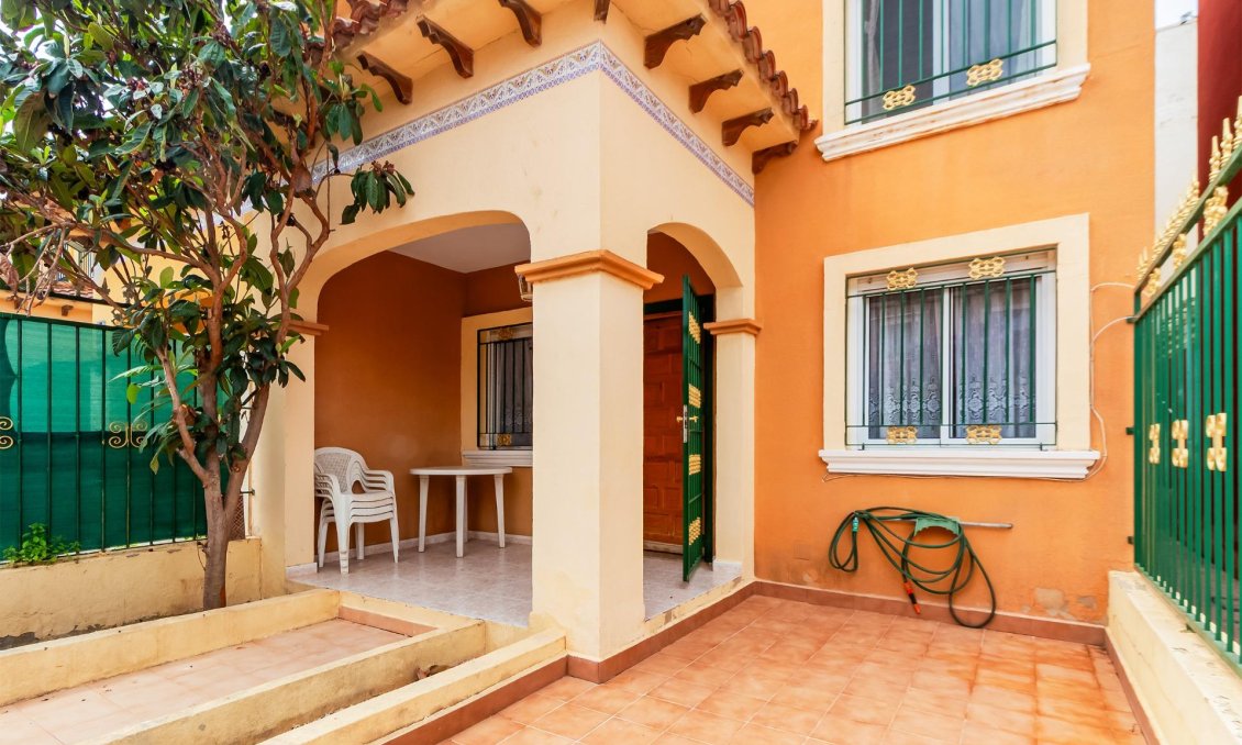 Segunda mano - Town House -
Torrevieja - Torretas