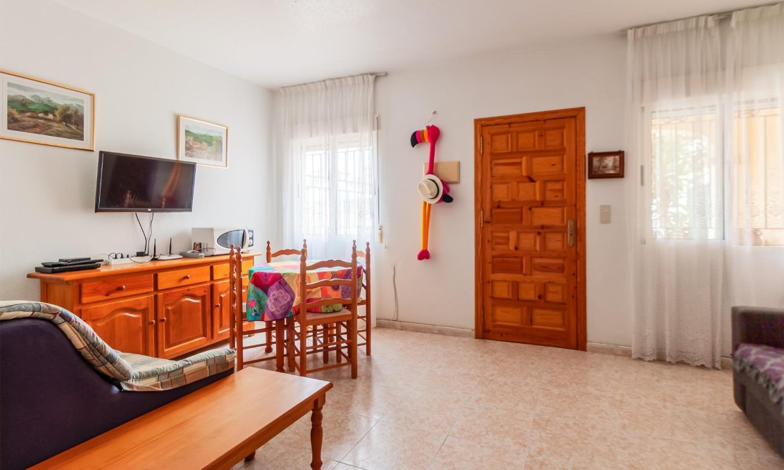 Segunda mano - Town House -
Torrevieja - Torretas
