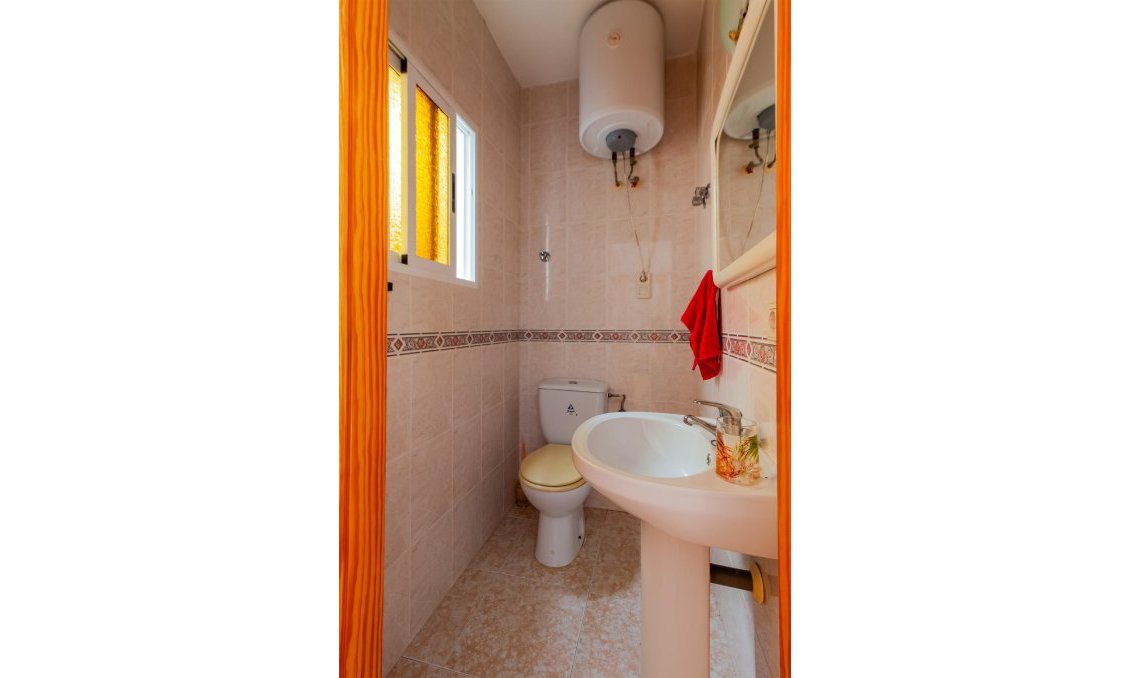 Segunda mano - Town House -
Torrevieja - Torretas