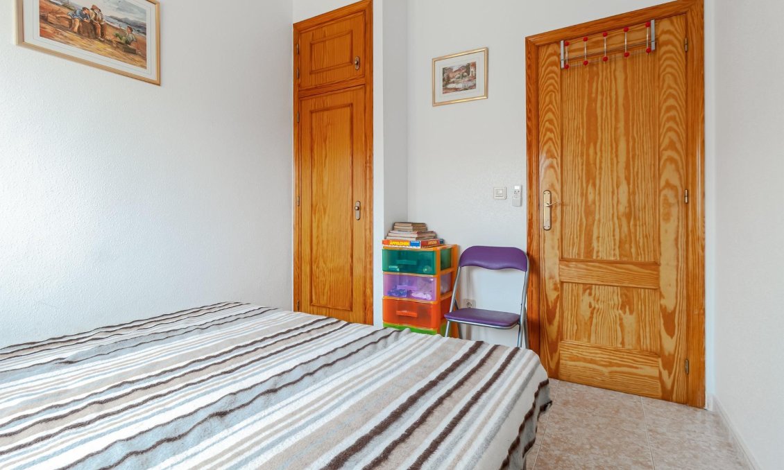 Segunda mano - Town House -
Torrevieja - Torretas